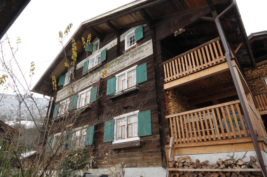 Bnb Hasatrog Jenaz 외부 사진